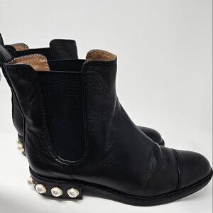 Louise et Cie Vinn Leather Chelsea Boot with Imitation Pearl Heels, Size 8.5US